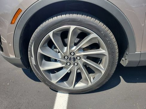 Used 2019 Lincoln Nautilus Reserve w/ Ultimate Package AWD/4WD image 18