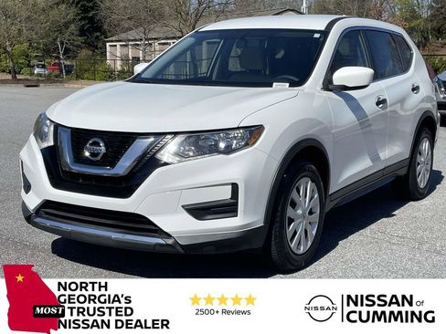 Used 2017 Nissan Rogue S image 1