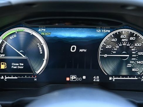 New 2025 Subaru Forester Limited image 35