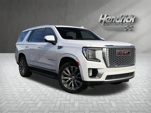 Used 2021 GMC Yukon Denali image 2