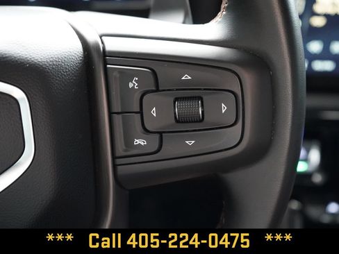 Used 2025 GMC Sierra 1500 AT4 w/ AT4 Premium Package AWD/4WD image 39