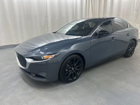 Used 2023 MAZDA MAZDA3 s image 2