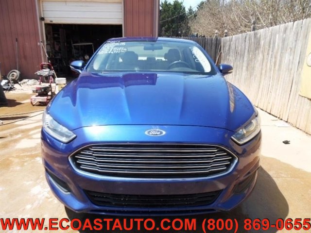 Used 2013 Ford Fusion SE FWD image 4