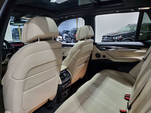 Used 2018 BMW X5 xDrive40e AWD/4WD image 28