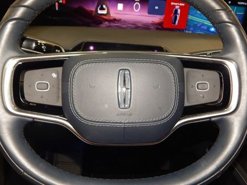 Used 2024 Lincoln Nautilus Reserve w/ Equipment Group 202A image 25