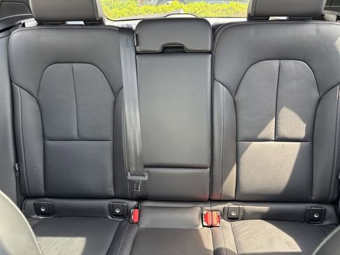 Used 2023 Volvo XC40 B5 Plus w/ Driver Assist Package AWD/4WD image 26