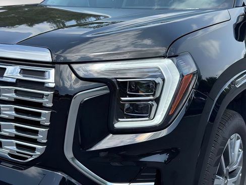 New 2026 GMC Terrain Denali AWD/4WD image 3