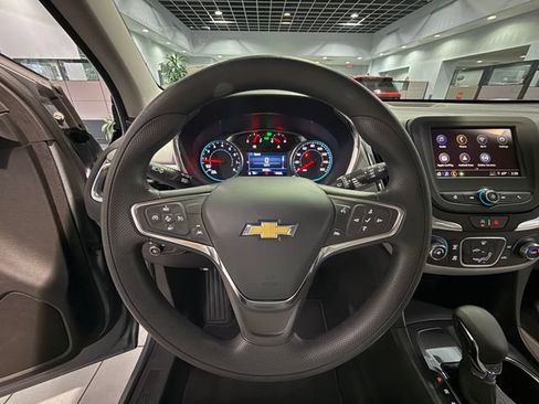 Certified 2024 Chevrolet Equinox LS w/ LS Convenience Package image 16