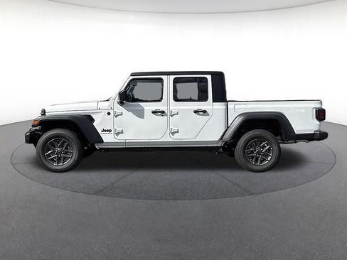 New 2025 Jeep Gladiator Sport image 2