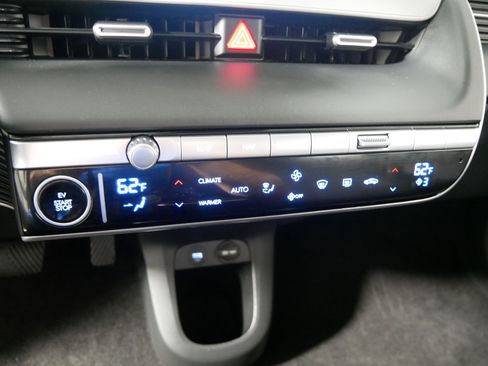 Used 2024 Hyundai Ioniq 5 SEL AWD/4WD image 23