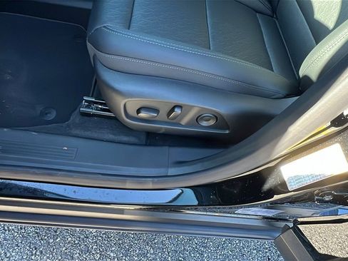 New 2026 Chevrolet Equinox LT image 14