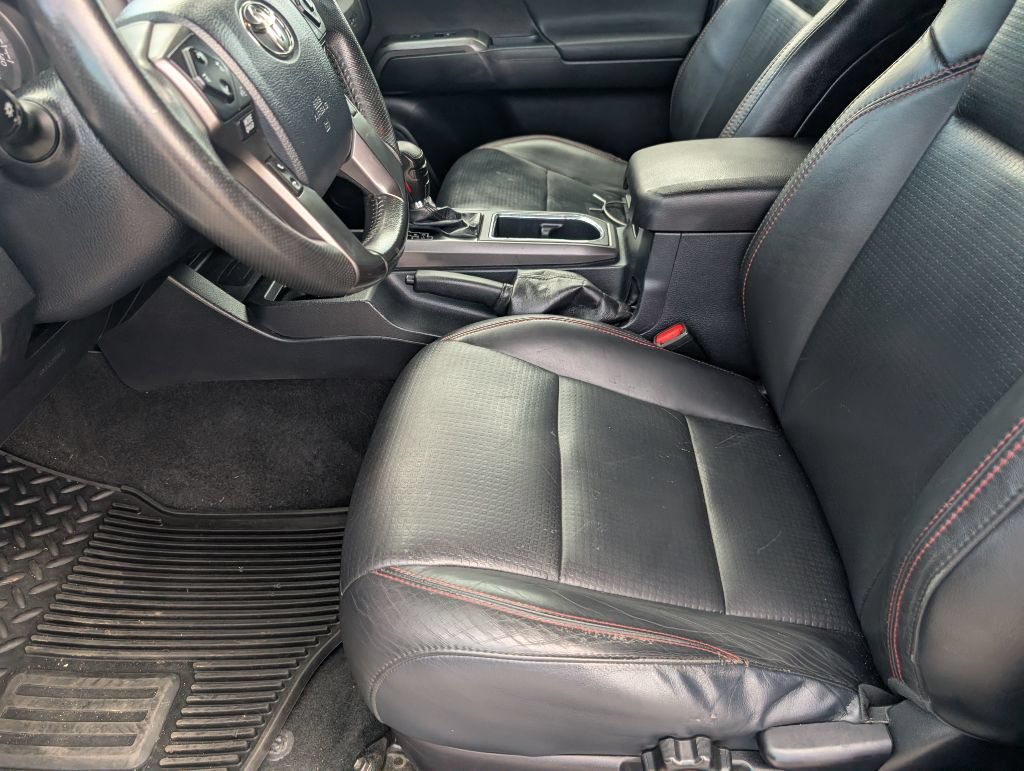 Used 2019 Toyota Tacoma TRD Pro AWD/4WD image 9