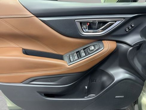 Used 2021 Subaru Forester Touring w/ Popular Package #2 image 9