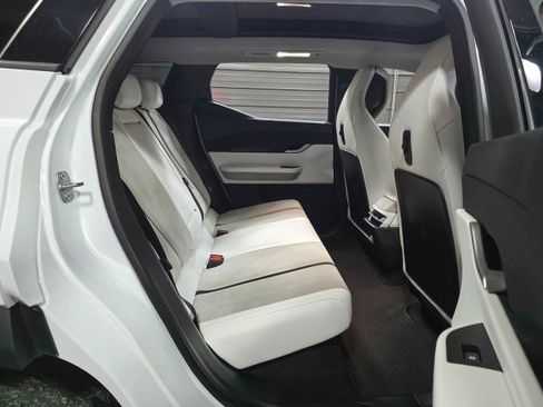 Used 2023 Fisker Ocean Extreme image 19