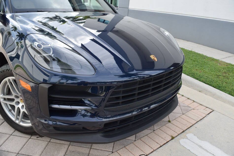 Used 2019 Porsche Macan AWD/4WD image 8