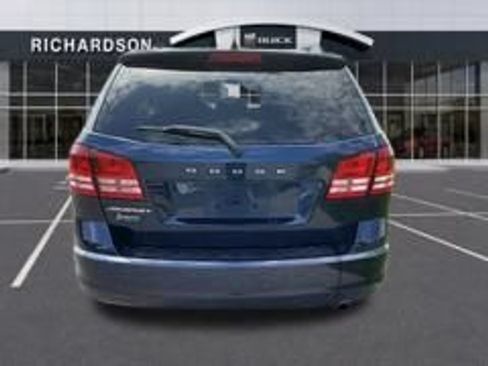 Used 2020 Dodge Journey SE w/ SE Popular Equipment Group FWD image 11