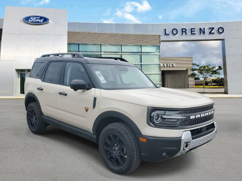 New 2025 Ford Bronco Sport Badlands w/ Badlands Tech Package image 3