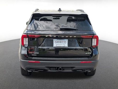New 2026 Ford Explorer Active AWD/4WD image 4