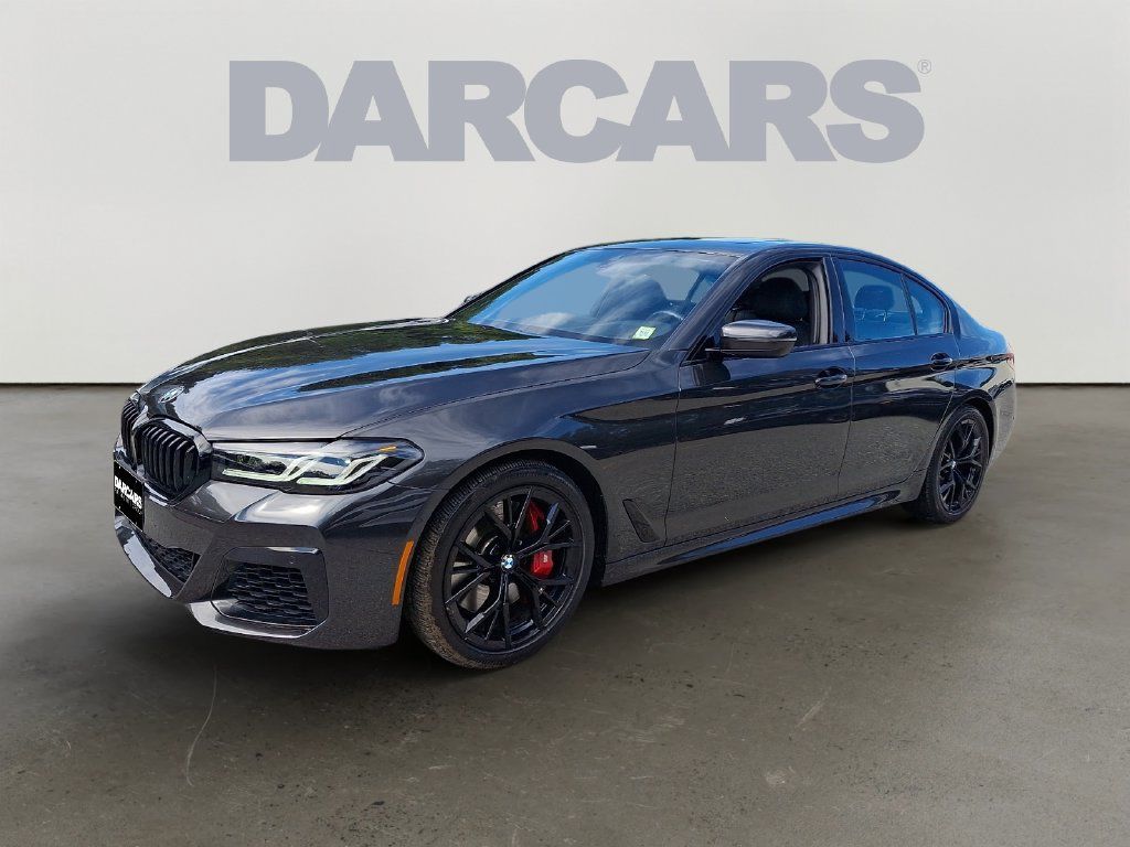 Used 2023 BMW 540i xDrive w/ M Sport Package AWD/4WD image 3