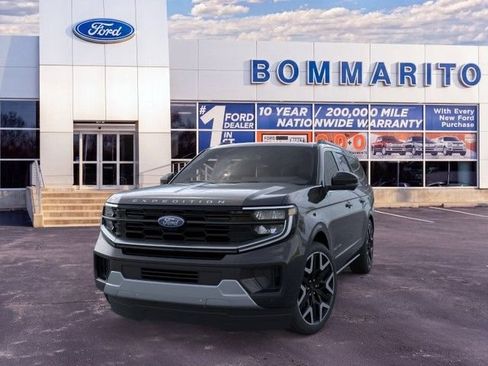 New 2026 Ford Expedition Max Platinum w/ Platinum Ultimate Package AWD/4WD image 2