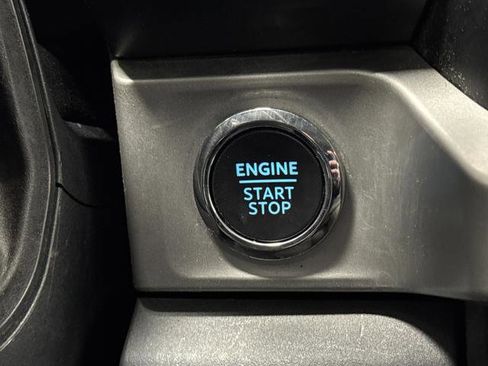 Used 2025 Ford F250 XLT w/ Black Appearance Package image 22