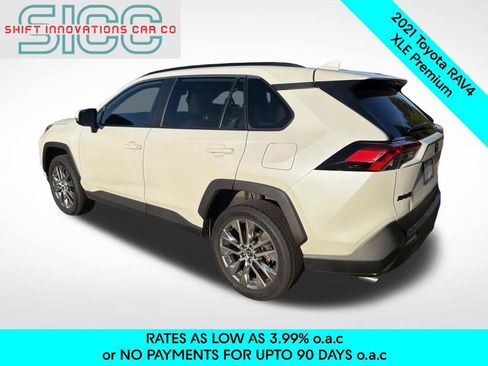 Used 2021 Toyota RAV4 XLE Premium AWD/4WD image 4