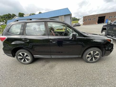 Used 2017 Subaru Forester 2.5i w/ Alloy Wheel Package AWD/4WD image 8