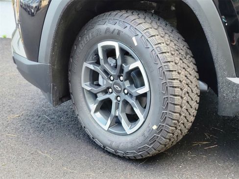 New 2026 Chevrolet Equinox ACTIV w/ Convenience Package III image 32