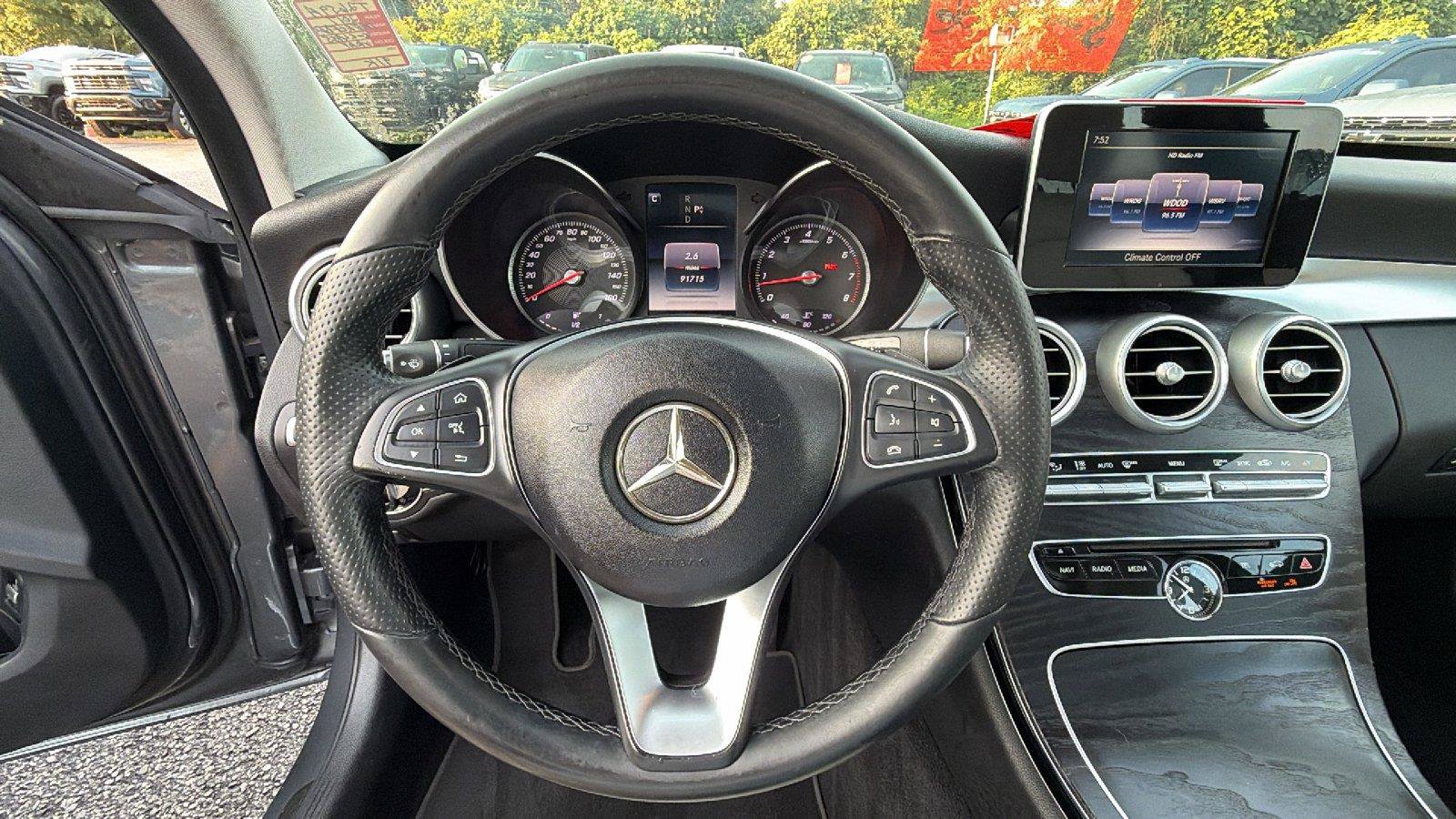 Used 2017 Mercedes-Benz C 300 Sedan image 23