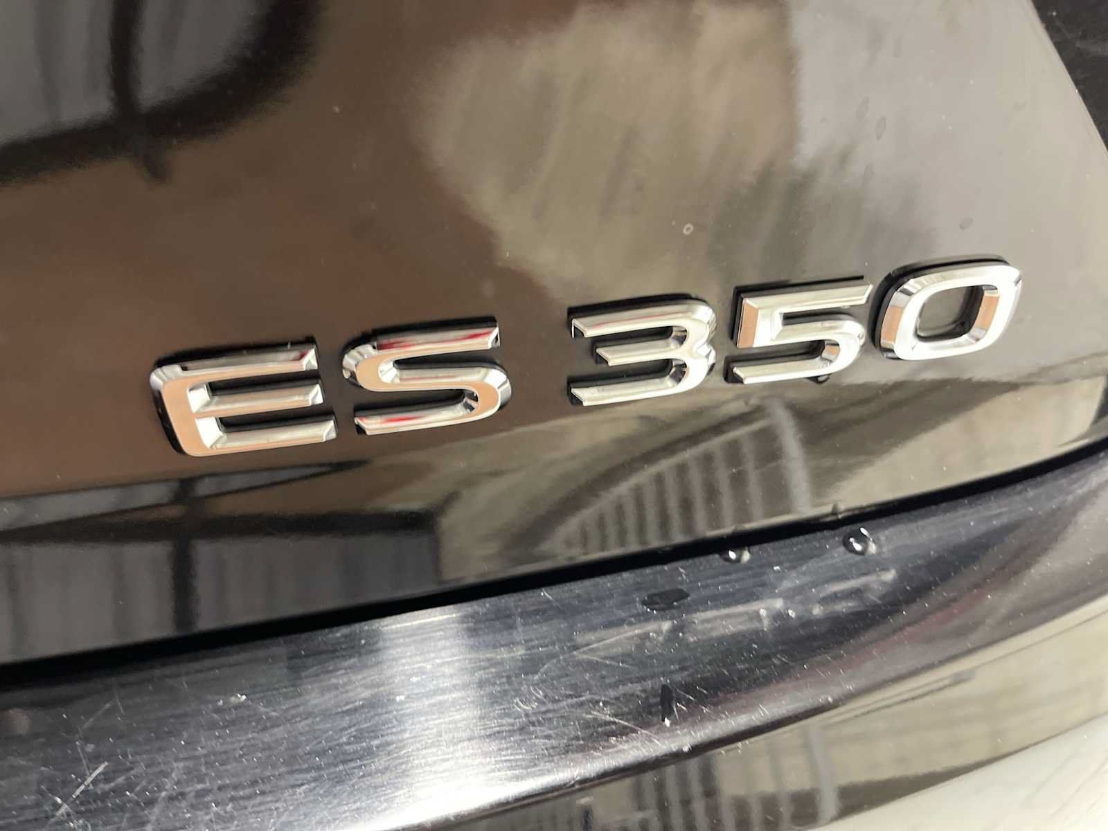 Used 2015 Lexus ES 350 w/ Luxury Package FWD image 7
