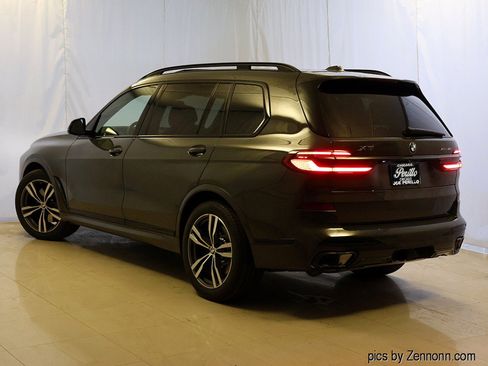 Used 2026 BMW X7 xDrive40i w/ M Sport Package AWD/4WD image 9