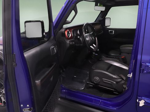 Certified 2018 Jeep Wrangler Unlimited Rubicon AWD/4WD image 7