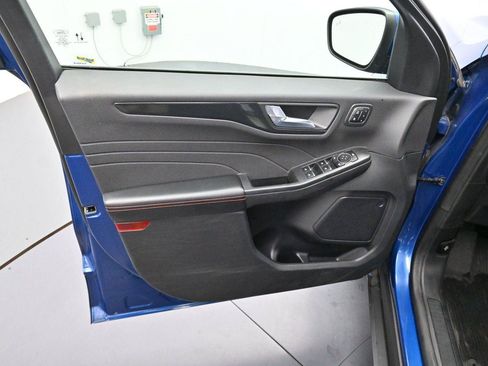 Used 2023 Ford Escape ST-Line Elite AWD/4WD image 9
