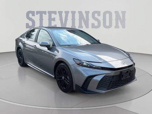 Used 2025 Toyota Camry SE w/ Convenience Package AWD/4WD image 7