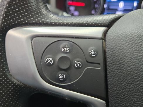 Used 2024 GMC Terrain SLE image 19