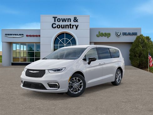 New 2026 Chrysler Pacifica Select AWD/4WD image 27