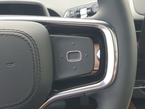 New 2026 Lincoln Nautilus Reserve AWD/4WD image 18