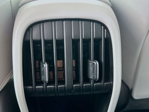 Certified 2025 Hyundai Kona SEL image 24