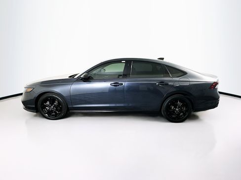 Used 2025 Honda Accord SE image 4