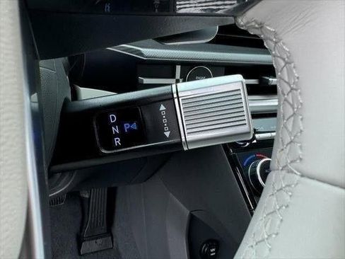 Used 2026 Hyundai Santa Fe SEL w/ Tow & Go Package image 19