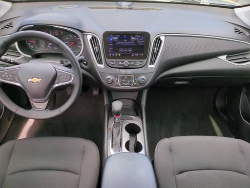 Used 2023 Chevrolet Malibu RS FWD image 16