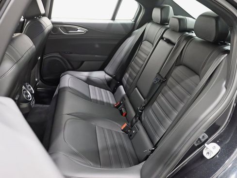 Used 2024 Alfa Romeo Giulia Quadrifoglio w/ Active Assist Plus Package image 28