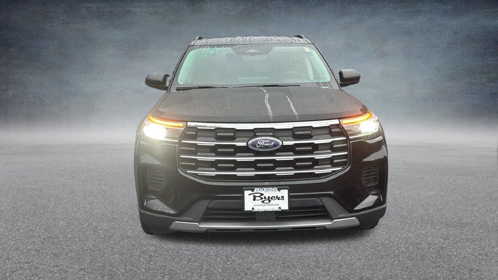 Used 2025 Ford Explorer Active AWD/4WD image 4