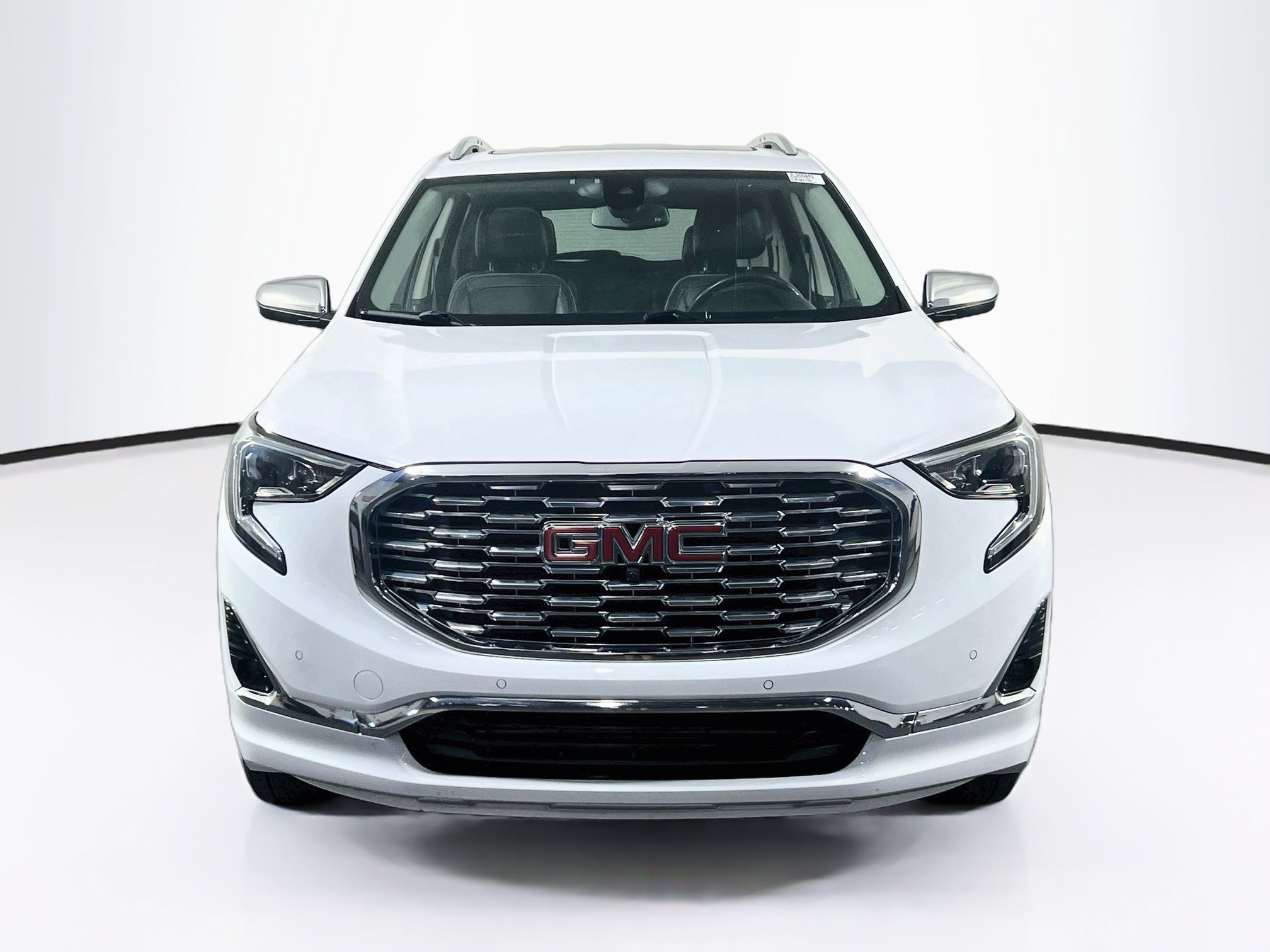 Used 2018 GMC Terrain Denali w/ Advanced Safety Package AWD/4WD image 2