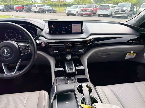 Used 2023 Acura MDX SH-AWD w/ Technology Package image 19
