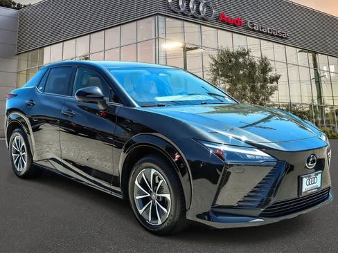 Used 2023 Lexus RZ 450e Premium w/ Technology Package AWD/4WD image 5