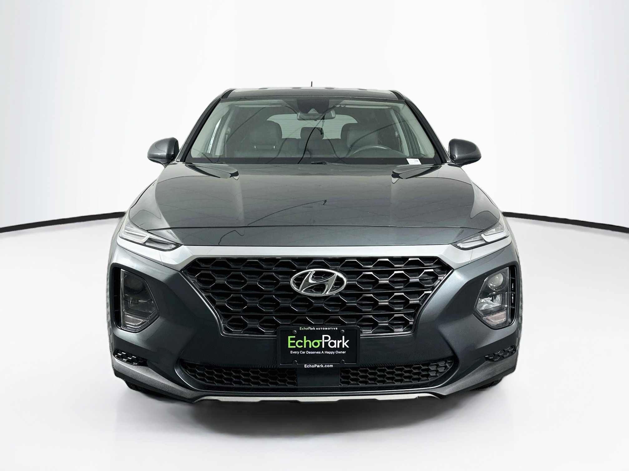 Used 2020 Hyundai Santa Fe SE w/ Cargo Package FWD image 2