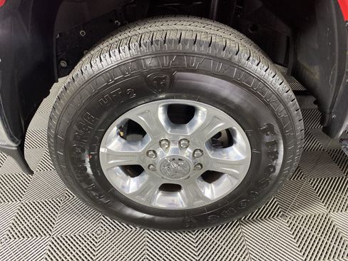 Used 2025 RAM 2500 Big Horn AWD/4WD image 11