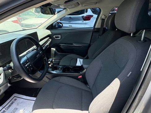 Used 2025 Kia K4 FWD image 14