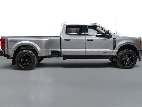 Used 2023 Ford F350 XLT w/ 360-Degree Camera Package AWD/4WD image 6